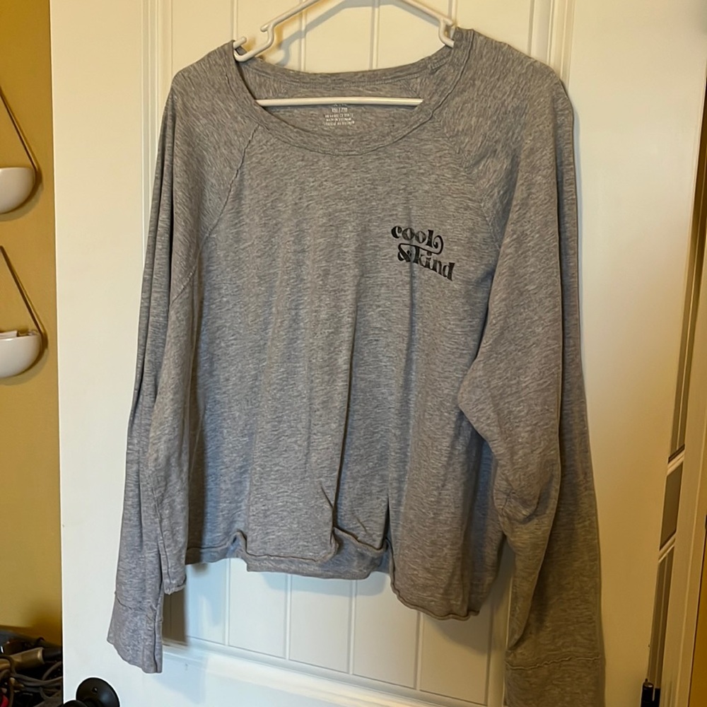 Cropped Graphic Tee